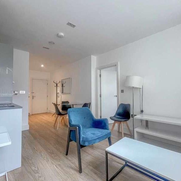 Laporte Way, Luton, LU4 - Photo 1