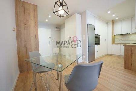 ŚRÓDMIEŚCIE, apartament 42m2 balkon+garaż - Photo 2