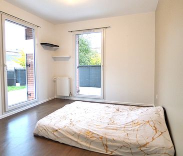 Appartement - 57.60 m² - 3 pièces - Photo 2