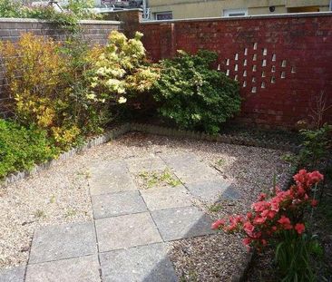 Mews Court, Liskeard, PL14 - Photo 4