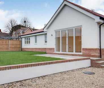 3 bedroom bungalow to rent - Photo 3