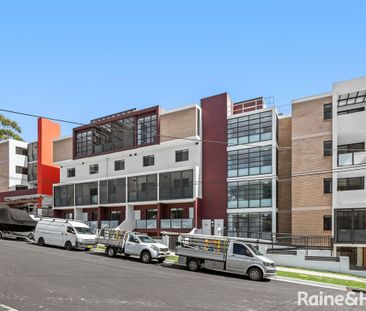 Brady's Manor- Luxury Apartment - Photo 2