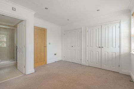 3 bedroom terraced house to rent - Photo 5