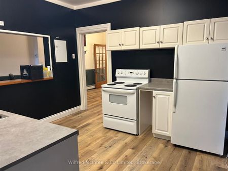 For Lease - 216 Durham Street, Brockton, Ontario - Photo 4