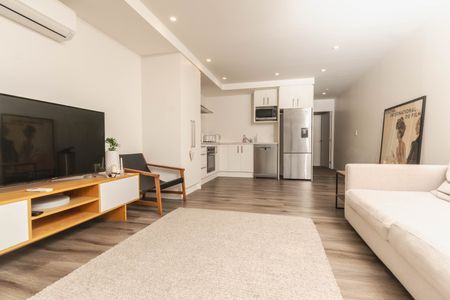 Semi Furnished Three Bedroom Townhouse Mount Roskill - Photo 2