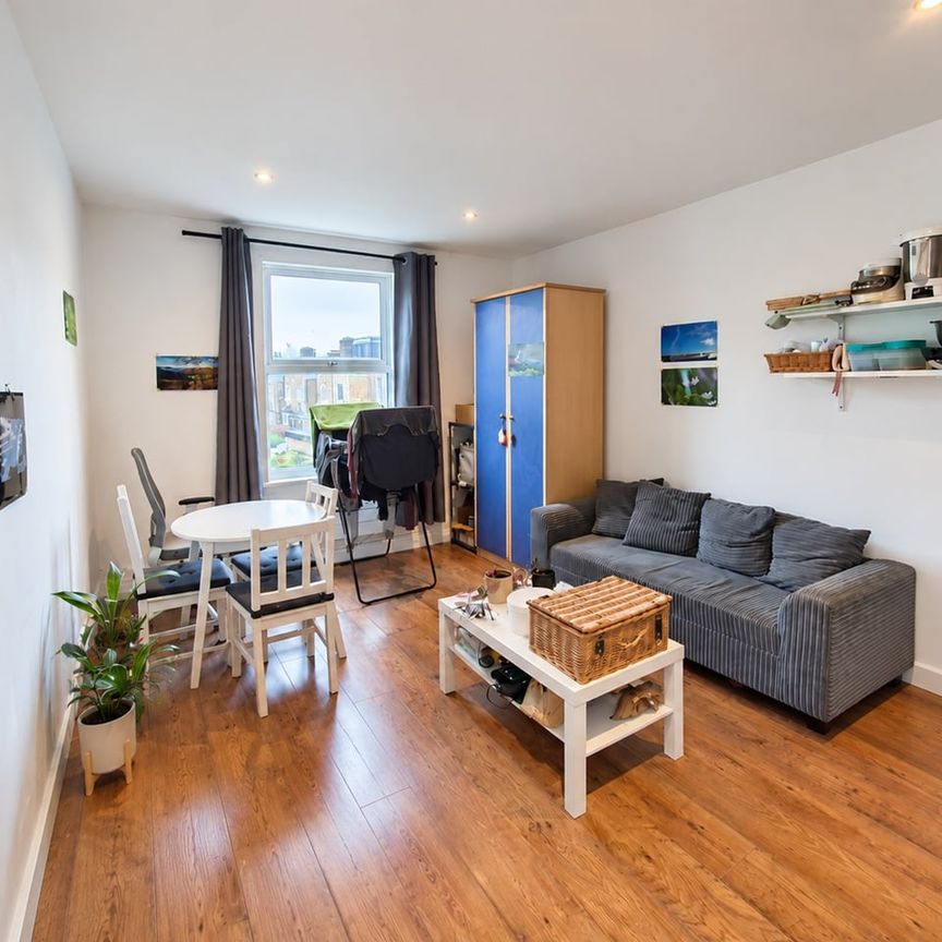 1 Bed Flat, St Ann's Road, N15 - Photo 1