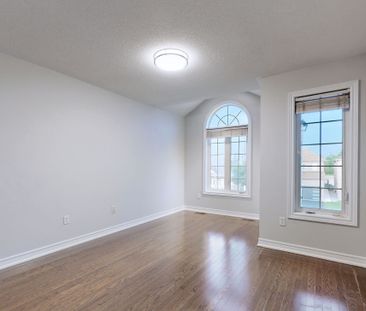 For Lease - 300 Sunny Meadow Boulevard Unit# Upper, Brampton, Ontario - Photo 5