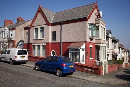 1 bedroom house of multiple occupation to rent - Photo 3