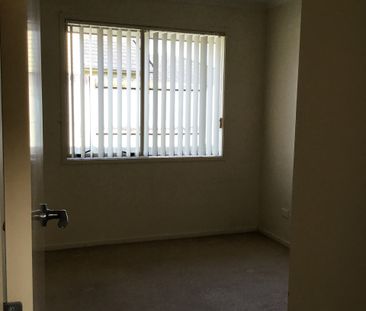 Settle in on Stirling Drive - Photo 3
