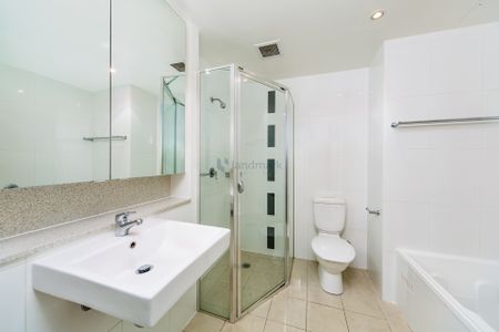 27/22 Crystal Street, Waterloo NSW 2017 - Apartment For Rent | Domain - Photo 3