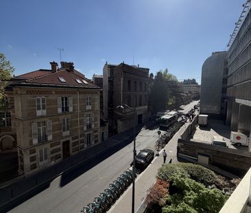 Location Appartement 1 pièce 37m² PARIS 6ème - Photo 3