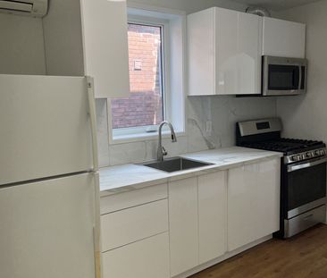 For Lease - 55 Beresford Avenue Unit# Main fl, Toronto, Ontario - Photo 2