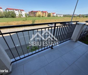 Apartament de închiriat , 2 camere decomandate, cu balcon si parcare - Photo 1