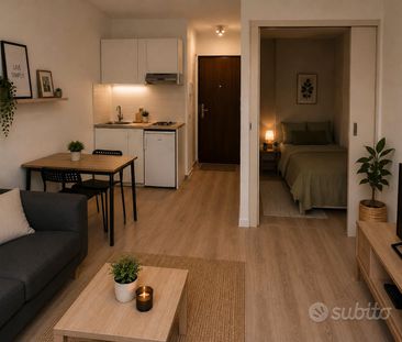 LOFT con SPESE COMPRESE adiacente STAZIONE - Photo 1