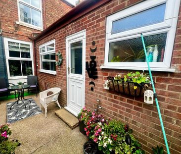 2 bedroom terraced house to rent - Photo 5