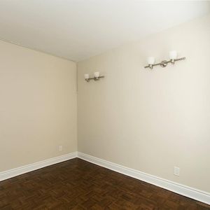 3 CH - 2 SDB - Montréal - $2,595 /mo - Photo 2