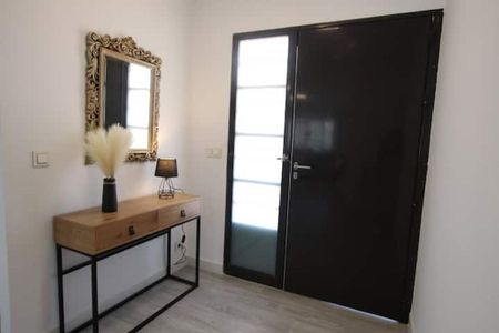 3 room luxury Villa for rent in Alhaurín de la Torre, Spain - Photo 2