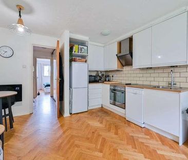 Heddington Grove, Hillmarton Conservation Area, N7 - Photo 6