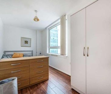 St George Wharf, Vauxhall, SW8 - Photo 3