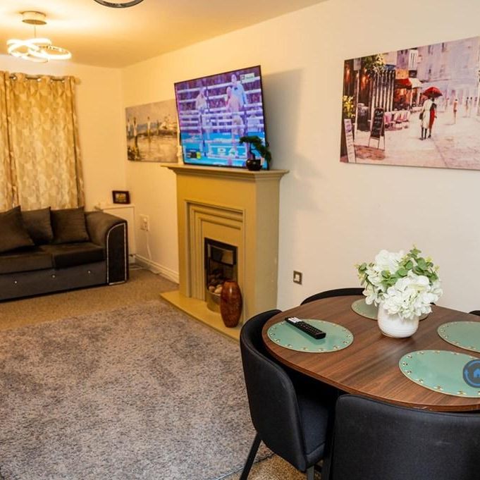 1 bedroom in a house share to rent - Photo 1