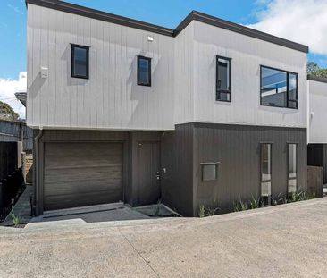 Near new family home - Photo 4