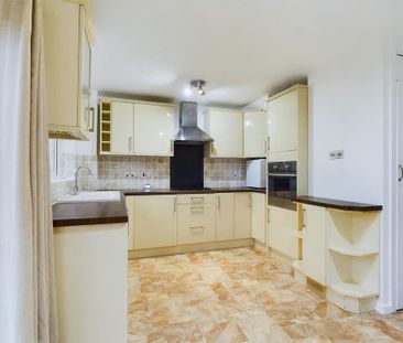 3 bedroom detached house to rent - Photo 6