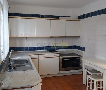 House T4 in São Mamede de Infesta e Senhora da Hora, Matosinhos - Photo 1