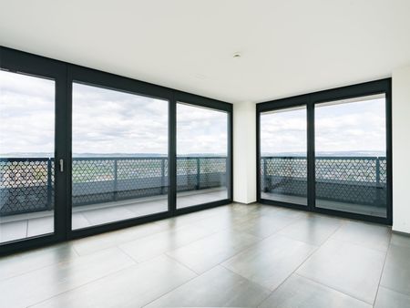 Über den Wolken: Exklusive 5.5-Zimmerwohnung im 32. Stock mit Panoramablick - Foto 3