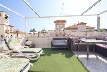 Bungalow con solarium privado en Playa Flamenca. Temporada baja.