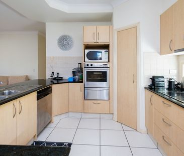 43 Majorca Crescent, Varsity Lakes QLD 4227 - House For Rent | Domain - Photo 2