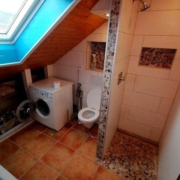 APPARTEMENT 21/2 PIÈCES MANSARDÉ À BÂLE - ISELIN, MEUBLÉ, TEMPORAIRE - Photo 1