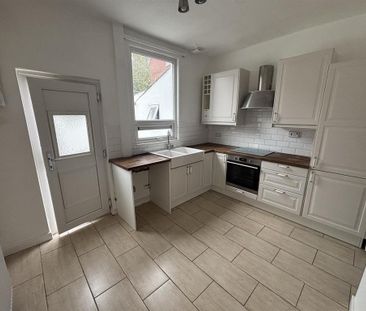 2 bedroom house to rent - Photo 3