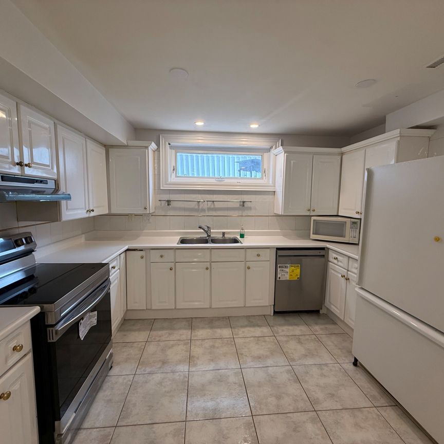 For Lease - 103 Wigwoss Drive, Vaughan, Ontario - Photo 1