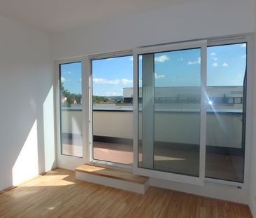 2-ZIMMER WOHNUNG MIT TERRASSE, EIGENGARTEN, LIFT UND GARAGENPLATZ - Foto 4