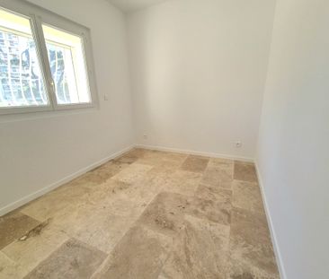 Location Appartement 2 pièces 33m² MARSEILLE 9ème - Photo 2