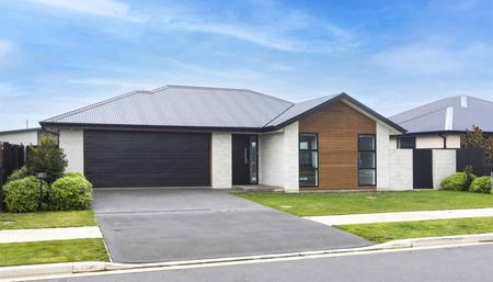 3 MONTH LEASE - Beautifully Designed 3 Bedroom Home - Photo 5