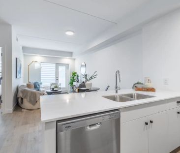 The Bridgwater - 250 Centre Street — Suite H-2 - Photo 2