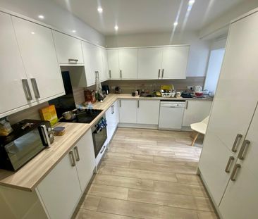 5 bedroom terraced house to rent - Photo 6