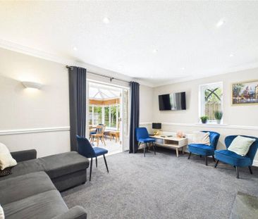 4 bedroom detached house to rent - Photo 3