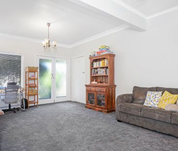 Spacious South Shepparton Home - Photo 6
