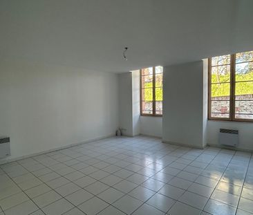 Location Appartement 3 pièces 62m² ALBI 81000 - Photo 2