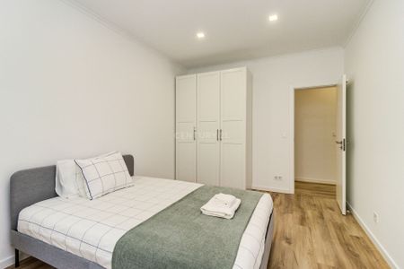 Apartamento T3 Mobilado para Arrendamento em Alvalade - Photo 4