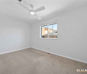 Charming Single-Level Home in Quiet Cul-de-Sac - Photo 2