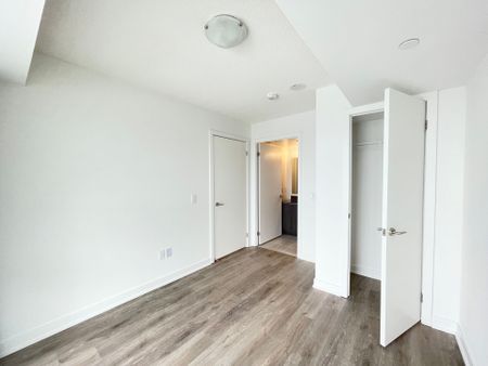 For Lease - 1010 Sandy Beach Road Unit# 1712, Pickering, Ontario - Photo 4