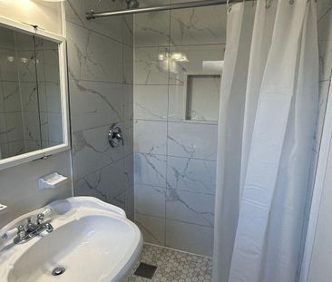 For Lease - 116 Verobeach Boulevard Unit# Low level apartment, Toro... - Photo 6