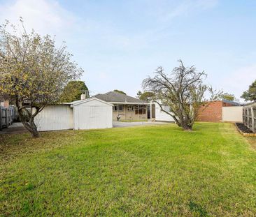 52 Lindenow Street, Reservoir VIC 3073 - Photo 5