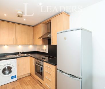 1 bedroom apartment to rent The Roundhouse, Gunwharf Quays - Photo 2