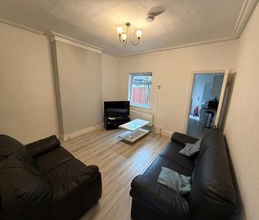 Liquid error: internal, Birmingham - Photo 1