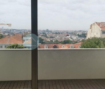 3 room luxury Flat for rent in Porto, Portugal - Photo 6