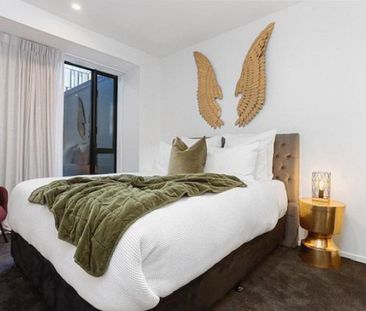 Fully Furnished luxury apartment - Photo 6